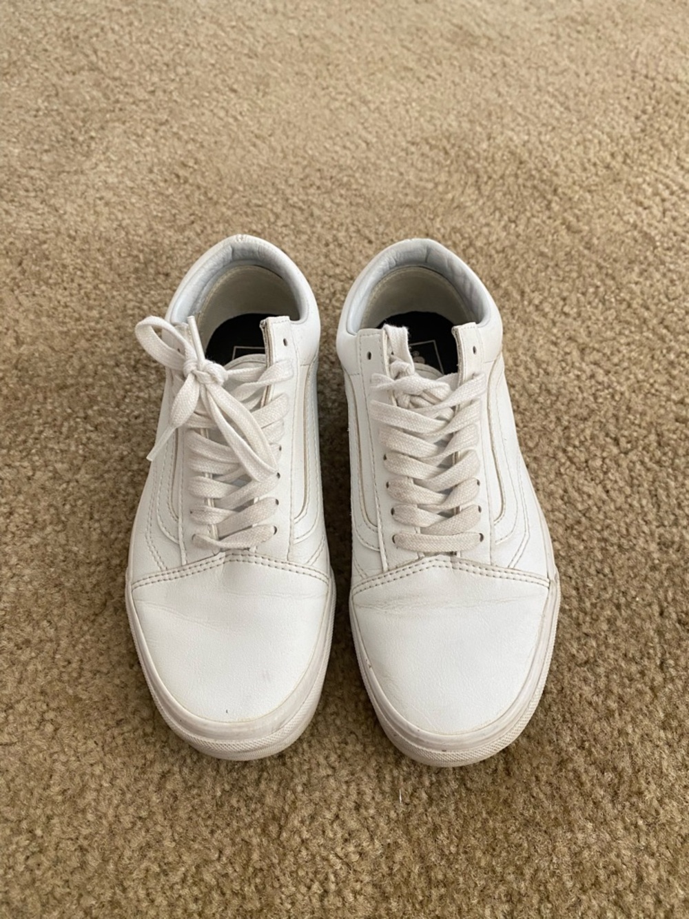 Vans Women's leather White Low-Top Sneakers